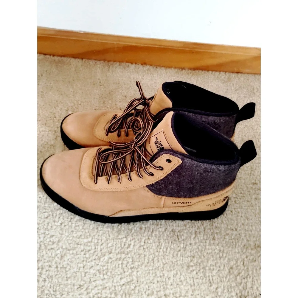 The North Face Berkeley IV DryVent Tan Grey Waterproof Sneaker‎ Boots Men's 10.5